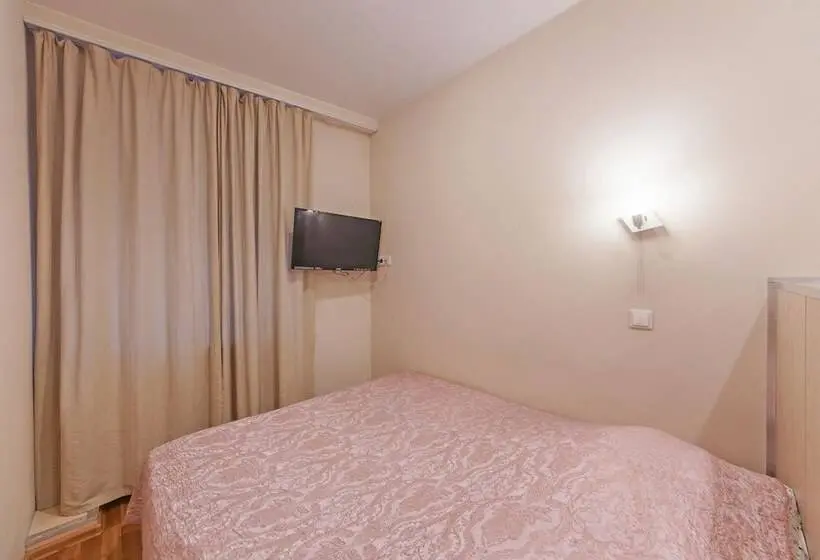 اتاق راحتی, Samsonov Hotel On Goncharnaya 8