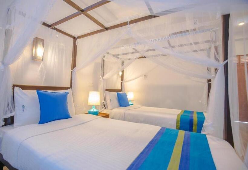 Номер Deluxe, Wavelength