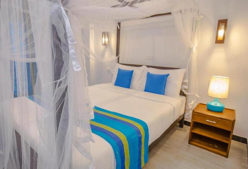 Номер Deluxe, Wavelength