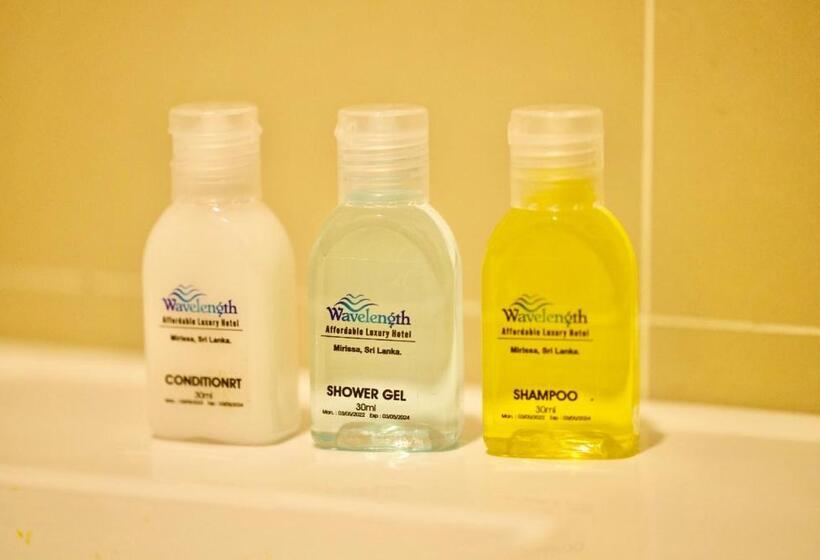 Family Suite, Wavelength