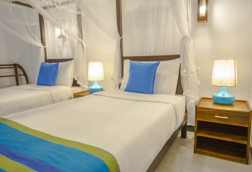 Номер Deluxe, Wavelength