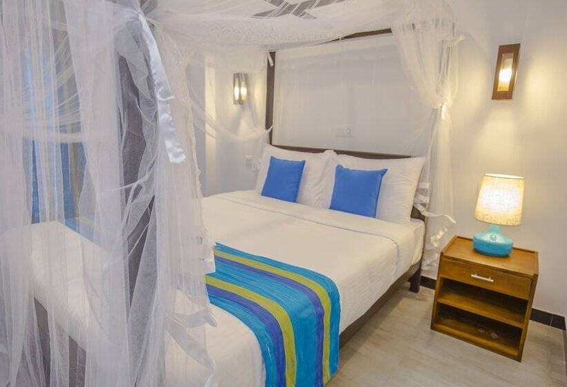 Номер Deluxe, Wavelength