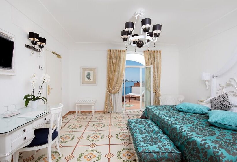 Номер Deluxe Вид на Море, Villa Corallium