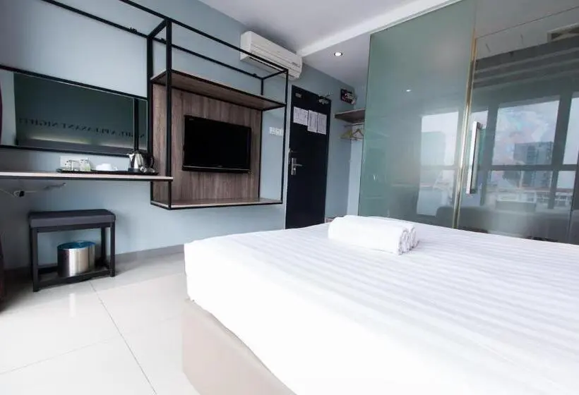 デラックスルーム, 99  Bandar Puteri Puchong