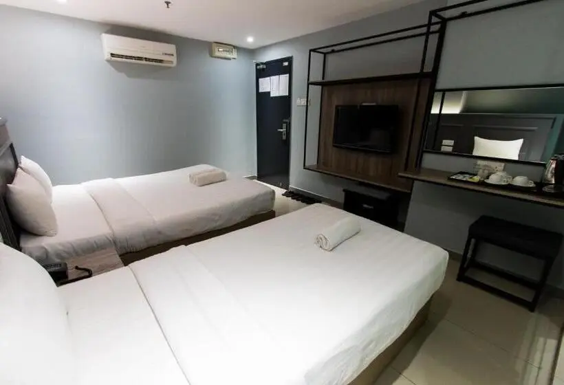 デラックスファミリールーム, 99  Bandar Puteri Puchong