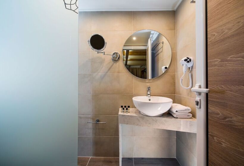 スタンダードルーム, Infinity City Boutique