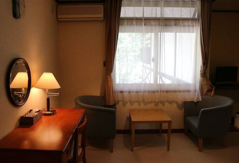 4인용 스탠다드 룸, Petit Hotel Enchante