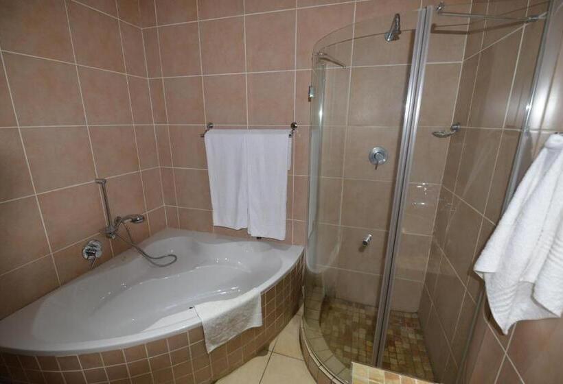 סוויטה, Attaché Guest Lodge & Health Spa