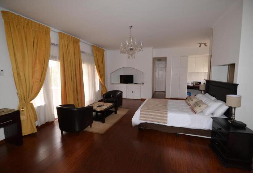 סוויטה, Attaché Guest Lodge & Health Spa