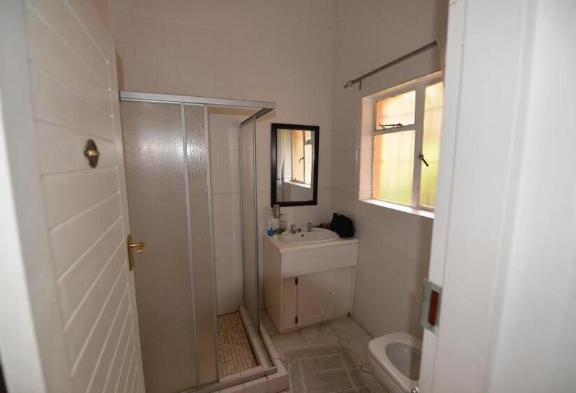 חדר פרמיום, Attaché Guest Lodge & Health Spa