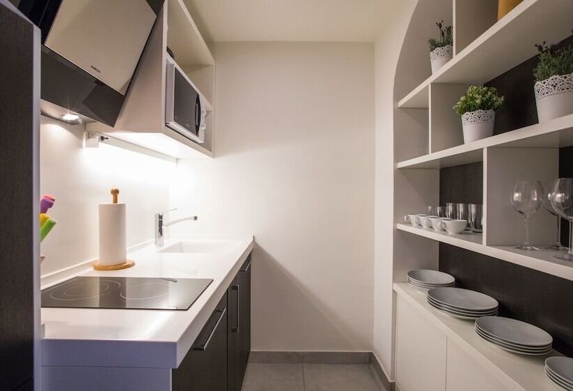 豪华工作室, Villa Diamond