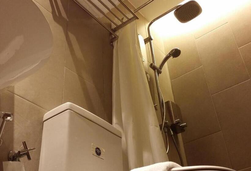 싱글 디럭스 룸, Go