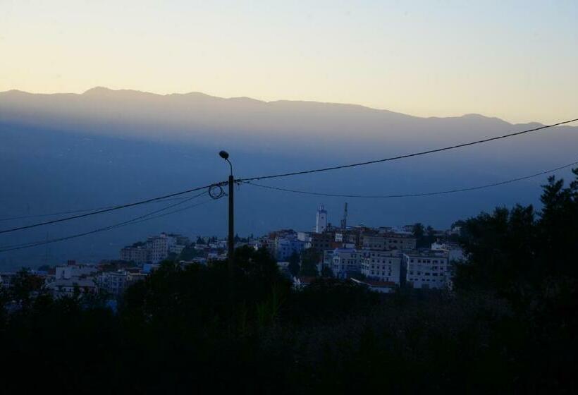 اتاق سوپریور با چشم‌انداز باغ, Jibal Chaouen