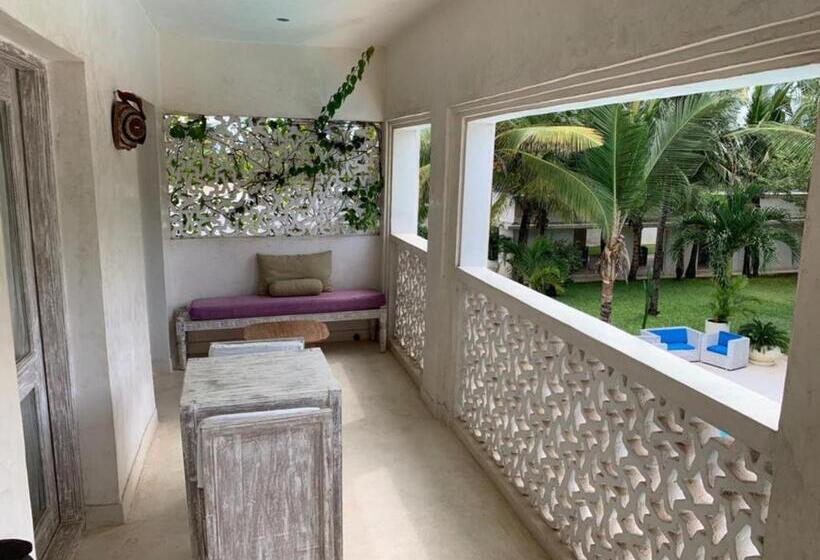 سوییت خانوادگی, The Villa Luxury Suites