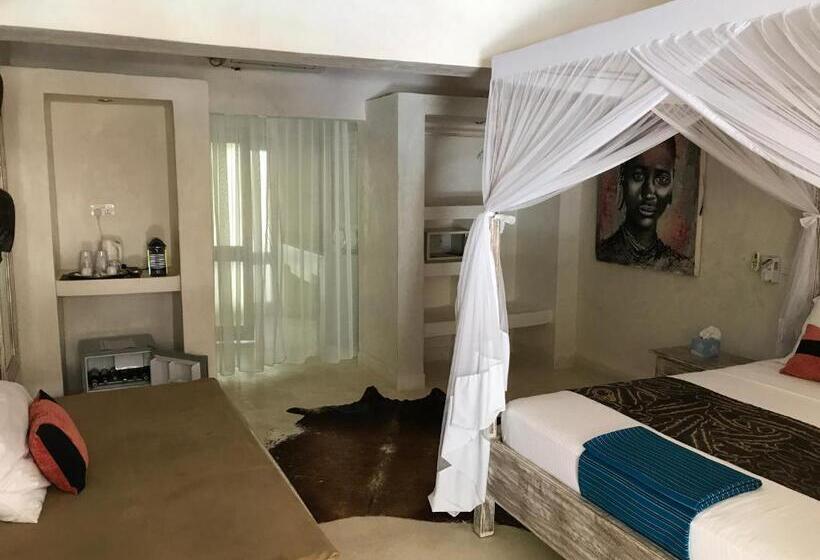 سوئیت جونیور با استخر, The Villa Luxury Suites
