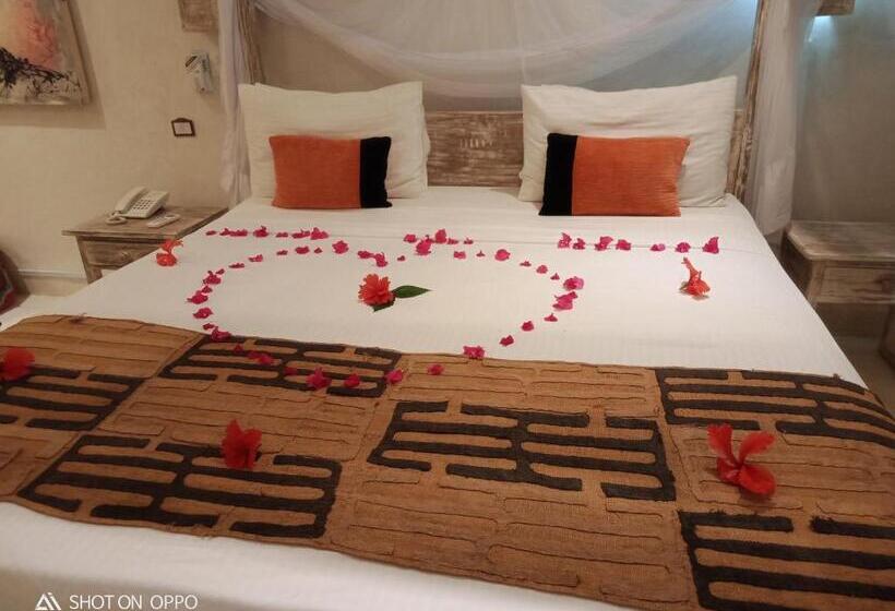 اتاق استاندارد با چشمانداز استخر, The Villa Luxury Suites