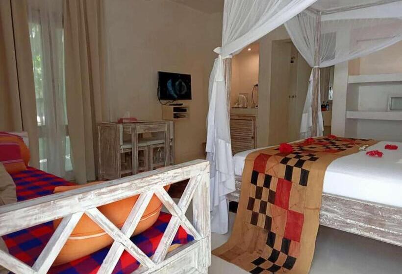 اتاق استاندارد با چشمانداز استخر, The Villa Luxury Suites