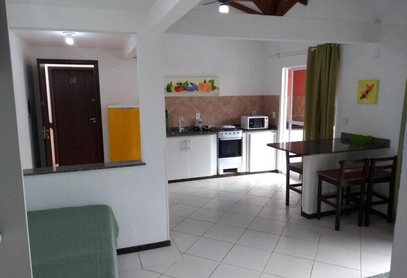 غرفة عائلية مطلّة علي البحر, Pousada Vila Do Navegante