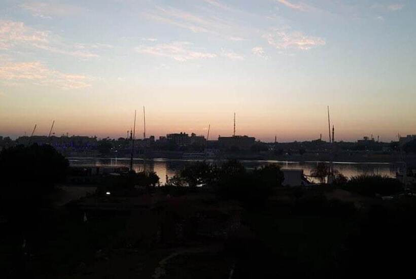 استودیوی لوکس, Lotus Lis House