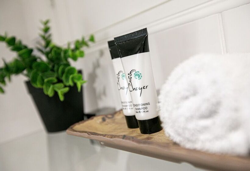 클래식 스튜디오, Sunlit Waters Studio Apartments