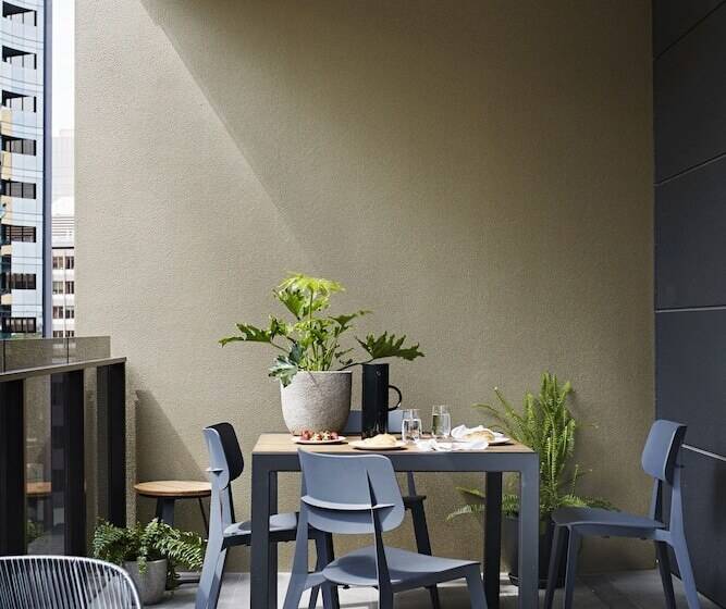 דירת חדר, Tyrian Albert Park Lake