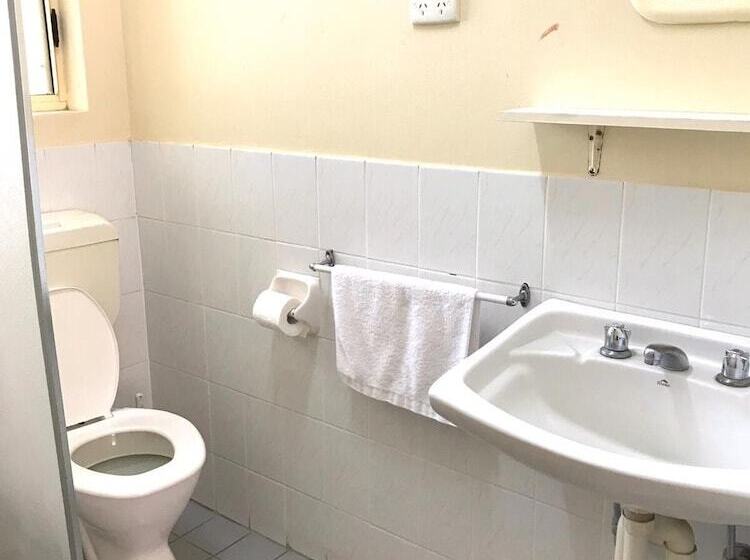 חדר אקונומי, Angel S Rest Motel