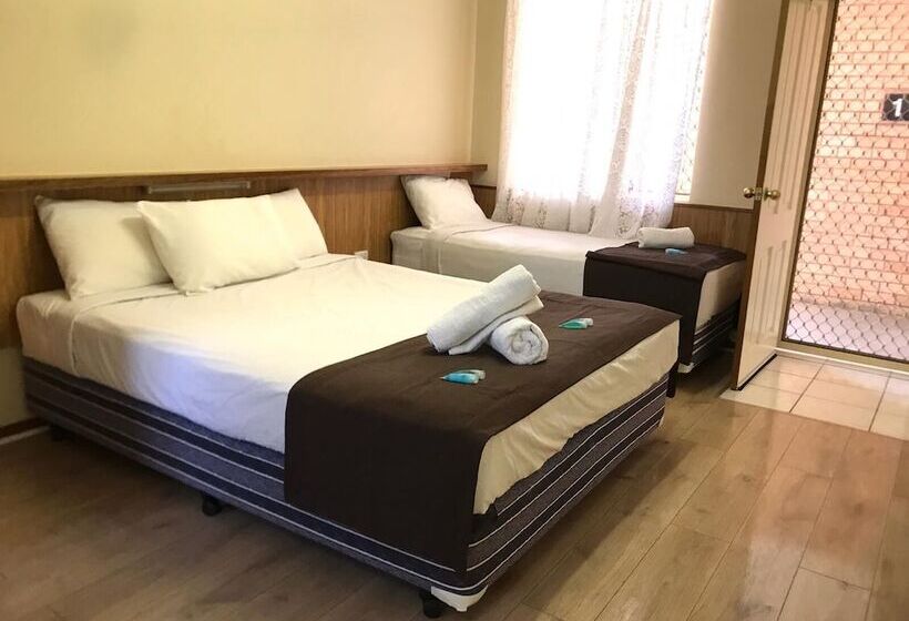 חדר אקונומי, Angel S Rest Motel