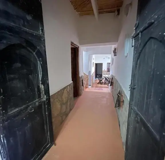Huoneisto 2 Makuuhuonetta, Tizi Maison D Hôtes