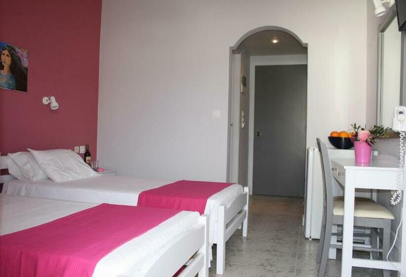 스탠다드 룸, Nereides