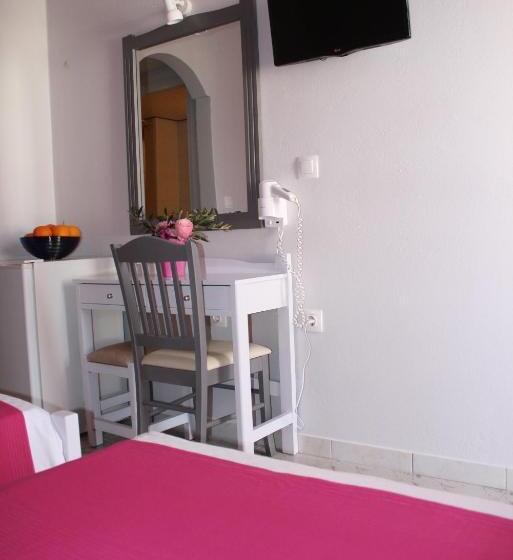 스탠다드 룸, Nereides