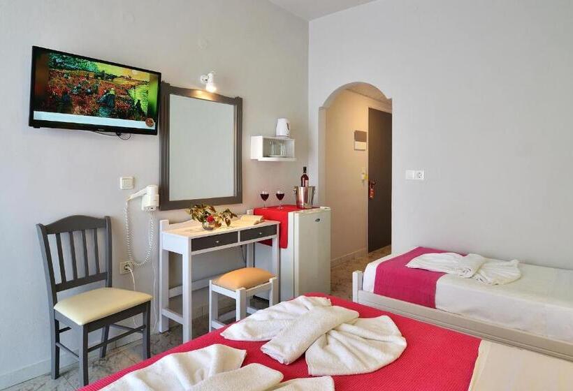 스탠다드 트리플 룸, Nereides