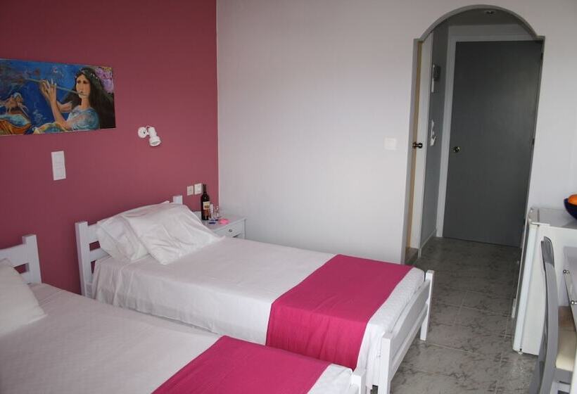 스탠다드 트리플 룸, Nereides