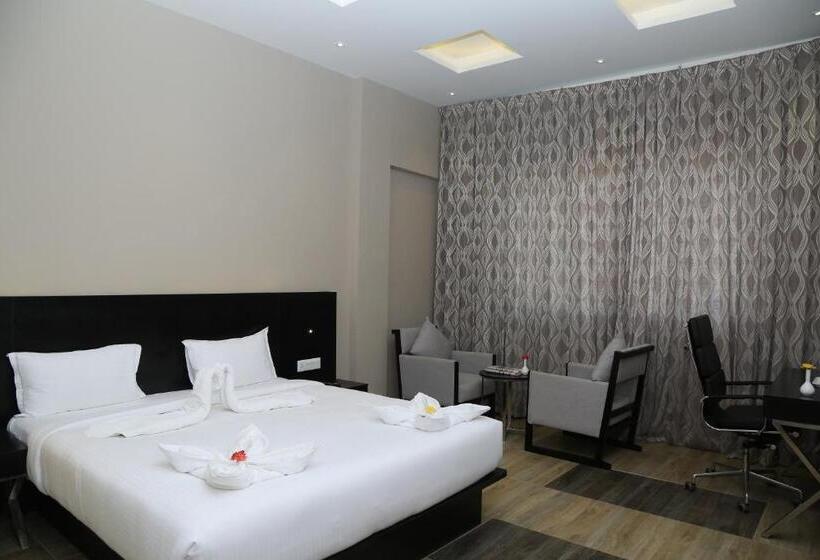 Номер Deluxe, Queens Inn