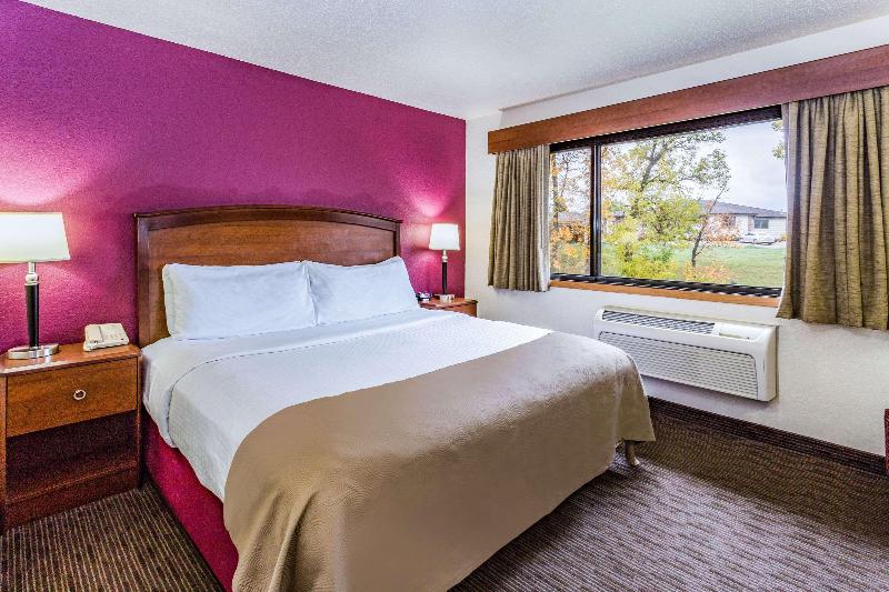 غرفة قياسية سرير كينج, Americinn By Wyndham Dickinson