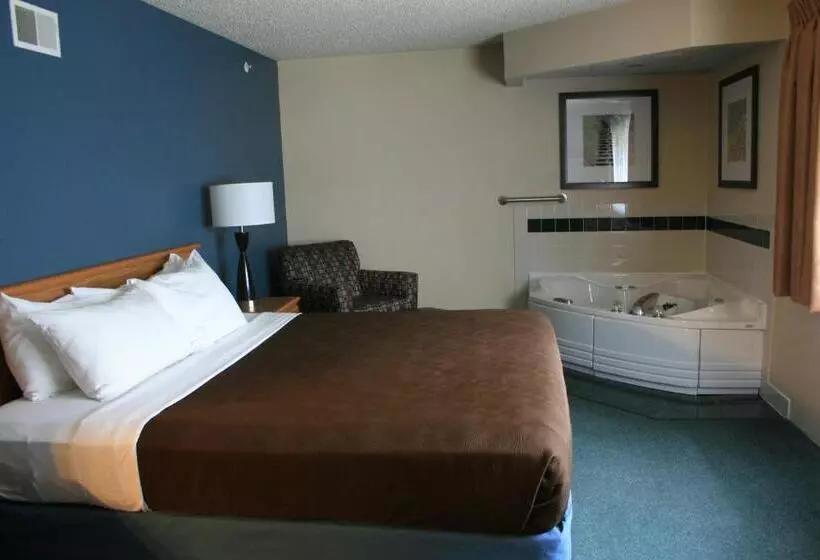 سوییت سوپریور, Americinn By Wyndham Sturgeon Bay