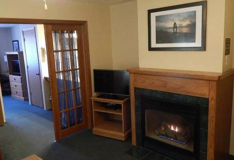 سوییت لوکس, Americinn By Wyndham Sturgeon Bay