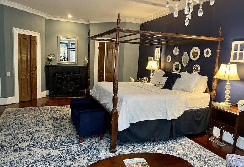 プレミアムルーム, Barksdale House Inn