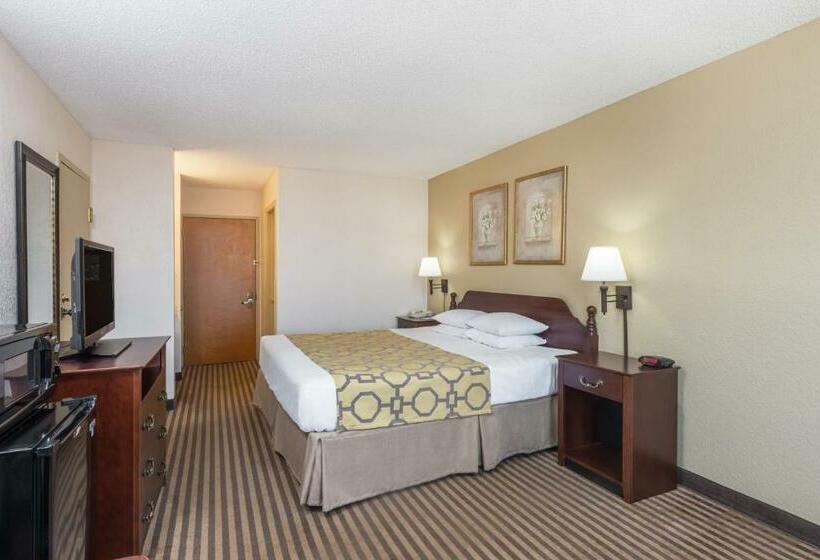 غرفة قياسية سرير كينج, Baymont By Wyndham Metropolis