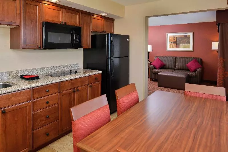 سوئیت با تخت بزرگ, Hampton Inn Idaho Falls/airport