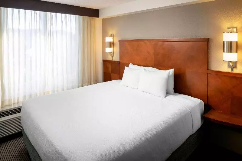 スタンダードルーム, Hyatt Place Topeka
