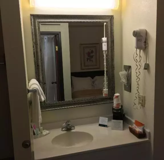 Standard-huone King-vuode, Quality Inn