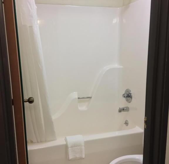 标准间, Quality Inn