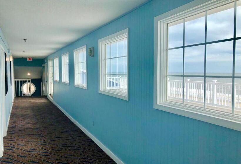 غرفة قياسية مزوَّدة بتراس, Atlantic View