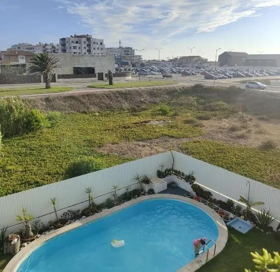 バス共有のスタンダードルーム, Vagueira Guest House