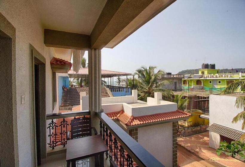 غرفة قياسية ثلاثية, Iora Baga Beach