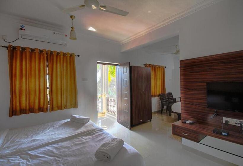 غرفة قياسية ثلاثية, Iora Baga Beach