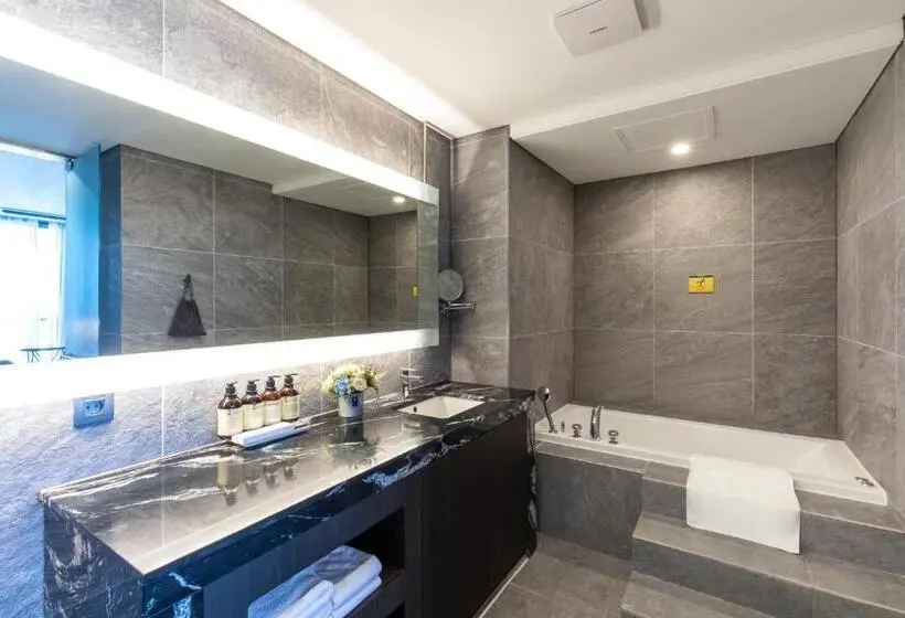 سوییت, Sl Hotel Gangneung