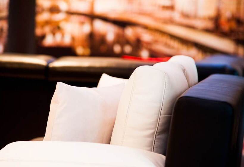 Пентхаус, Lord Of Ghent