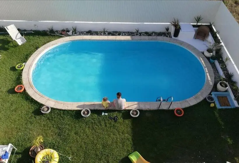 バス共有のスタンダードルーム, Vagueira Guest House