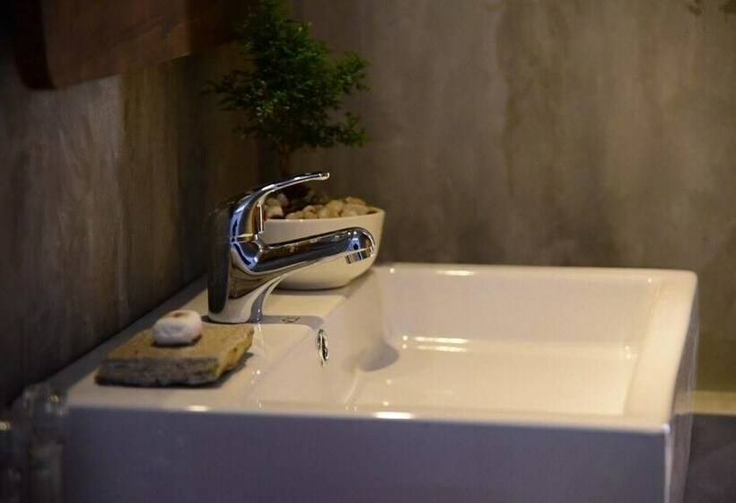 Четырехместный Номер Deluxe, Kingcity Resort